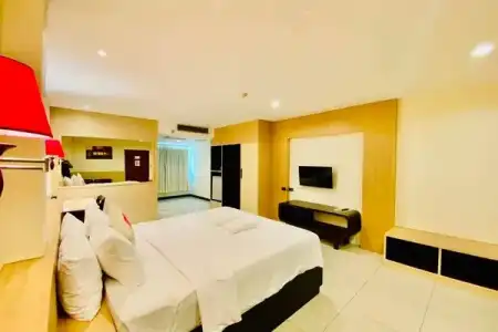 Baywalk Residence - 30