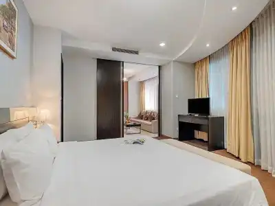 Palace Saigon - 46