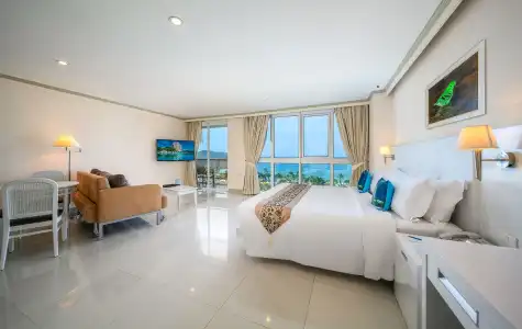 Andaman Beach Suites - 75