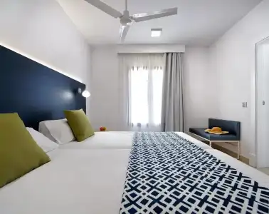 Broncemar Beach Suites - 55