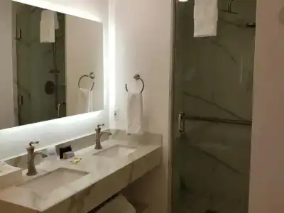 Best Western Plus Sunset Plaza - 50