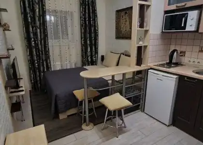 Mini-Glove House - 50