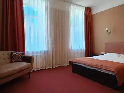 Gostinitsa "gayd Park" - 72