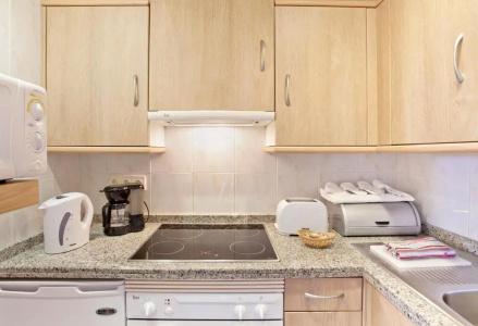 Sunset Beach Club Apartments - 42