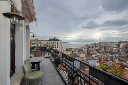 Juno Taksim - 93