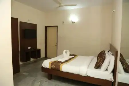 Soundarya - 6