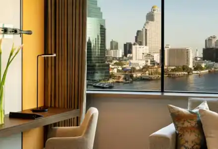 Millennium Hilton Bangkok - 43