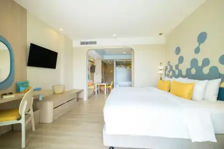 Katathani Phuket Beach Resort - 71