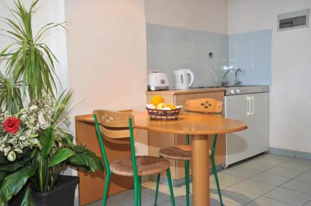 Pier Beach Apartments - 19