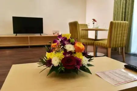 Al Khoory Executive, Al Wasl - 65