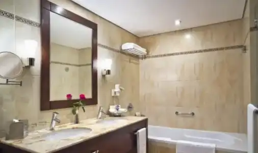 Khalidiya Palace Rayhaan by Rotana, Abu Dhabi - 36