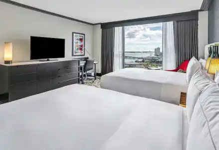 Hilton Miami Downtown - 37