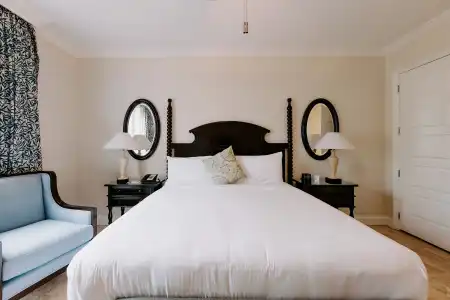 Beachside Resort & Residences - 52