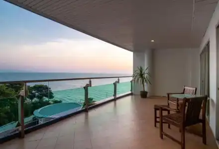 Royal Beach View Suites - 20
