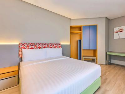 Ibis Styles Dubai Jumeira - 27