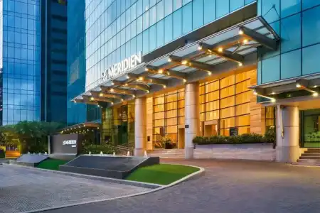 Le Meridien Saigon - 26