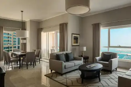 Dubai Marriott Harbour & Suites - 7