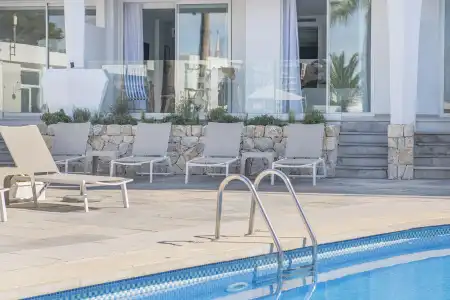 Suites Roc Portonova - 23
