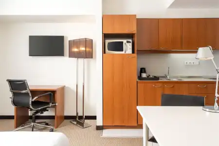 Park Inn By Radisson Bucharest - 32