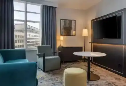 Hilton Cardiff - 79