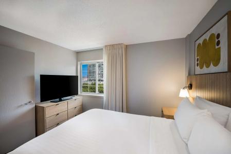 Sonesta Simply Suites Jersey City - 45
