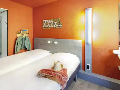 Ibis Budget Frejus Capitou A8 - 15