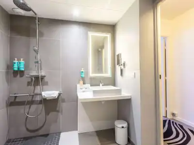 Novotel Bourges - 46