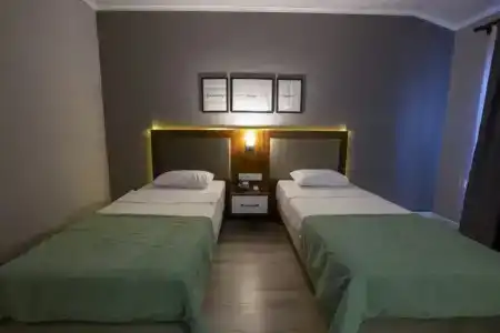 Hma & Suites - 33