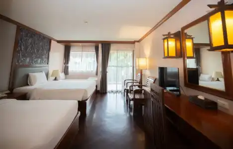Baumanburi Patong - 72