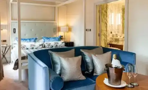 11 Cadogan Gardens and The Apartments by Iconic Luxurys - 67