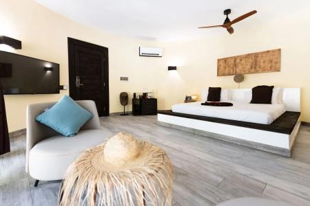 Blue Moon Resort - 32