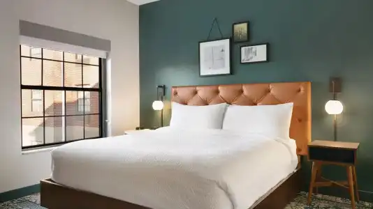 Four Points by Sheraton Raleigh Arena - 40