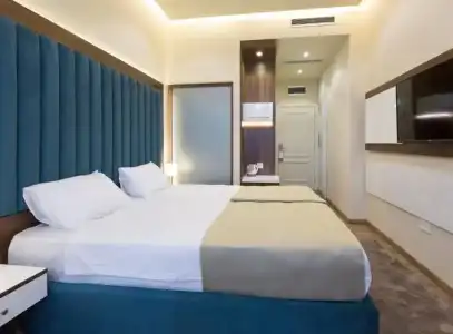 Marquise - 19
