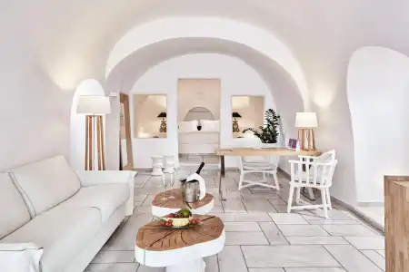Charisma Suites - 38