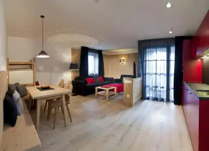 Zin Senfter Residence - 16
