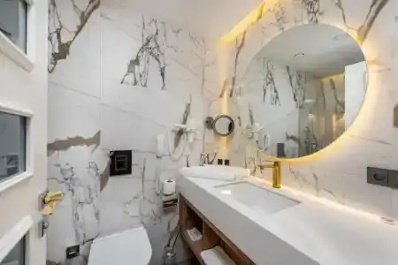 Elite Luxury Suite & Spa - 51
