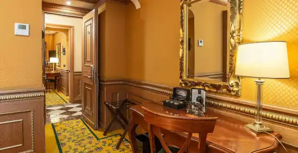 River Palace - 45