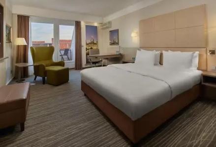 DoubleTree by Hilton Hannover Schweizerhof - 56