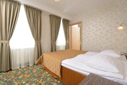 Cronwell Inn Stremyannaya - 89