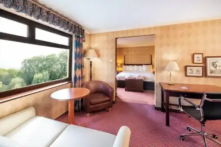 Copthorne Cardiff-Caerdydd - 38