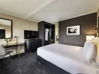 Pullman Auckland & Apartments - 43