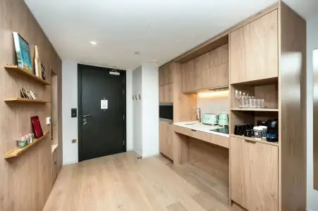 Marlin Aldgate Tower Bridge - 62