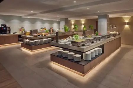 DoubleTree by Hilton Hannover Schweizerhof - 26