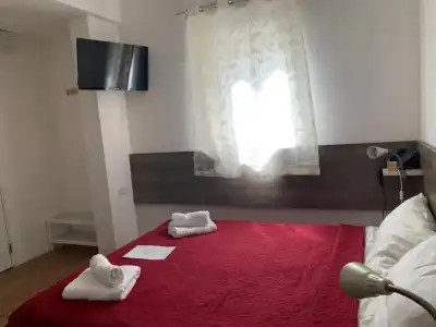 Island Guesthouse - 4
