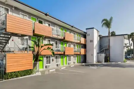 SureStay by Best Western San Diego Pacific Beach - 19