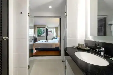 Novotel Phuket Vintage Park Resort - 36