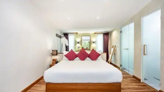 The Monttra Pattaya - 33