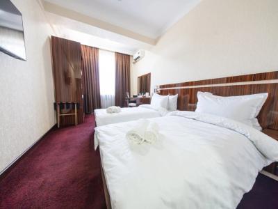 Grand Capital - 38