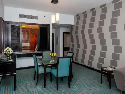 Flora Creek Deluxe Apartments Dubai - 59