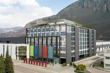 Four Points by Sheraton Bolzano - 0